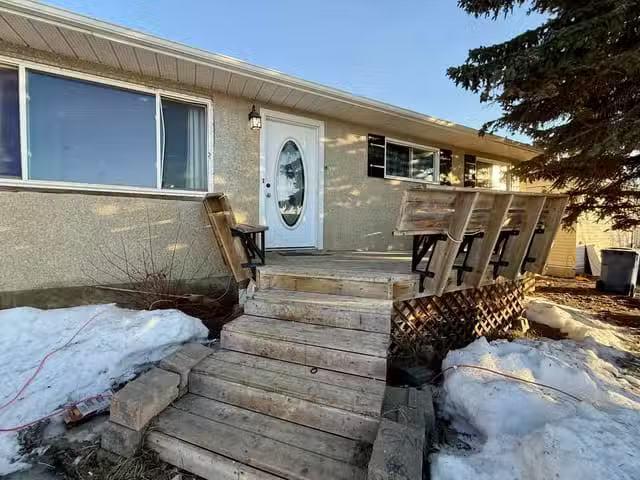 House for sale in Fort St. John, Fort St. John, 9203 91 Street.
