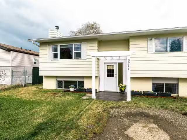 House for sale in Fort St. John, Fort St. John, 9211 77 Street.