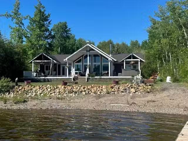 House for sale in Fraser Lake, Vanderhoof And Area, 7285 Peter.