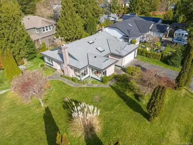 House for sale in French Creek, 1095 Pepper Pl, 1040256