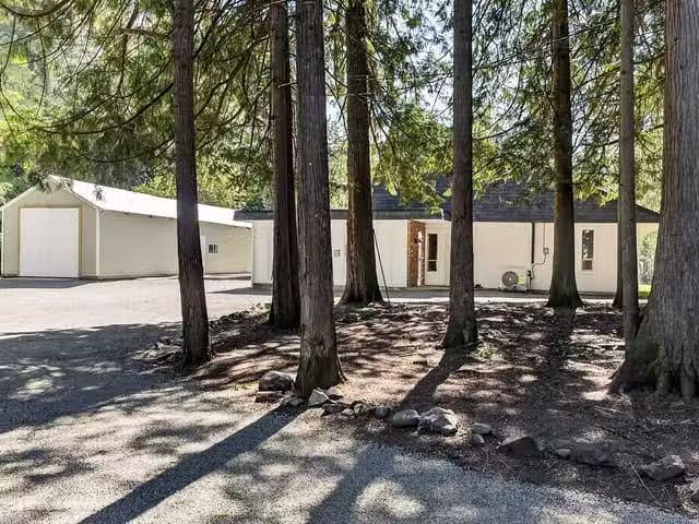 House for sale in French Creek, 400 Manse Rd, 1033023