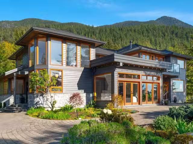 House for sale in Furry Creek, West Vancouver, 182 Furry Creek.