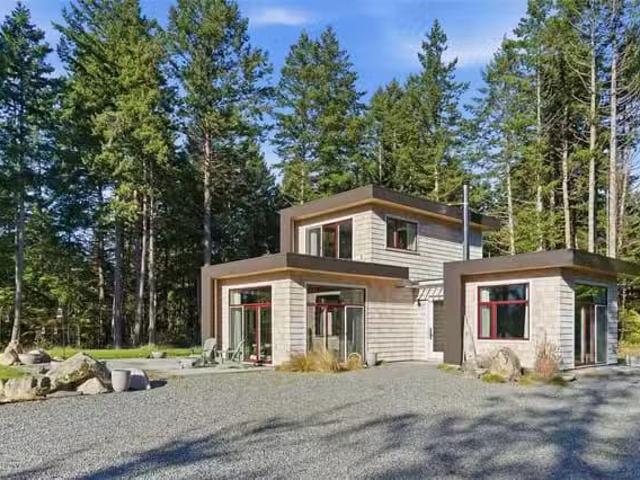 House for sale in Gabriola Island, 1805 Stalker Rd, 1025756