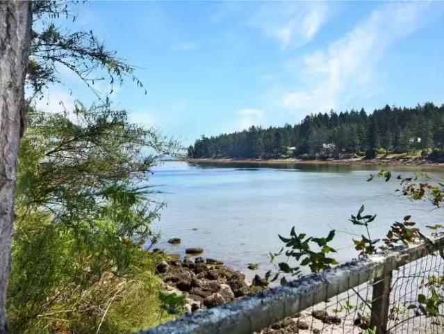 House for sale in Gabriola Island Vancouver Island, Gabriola.