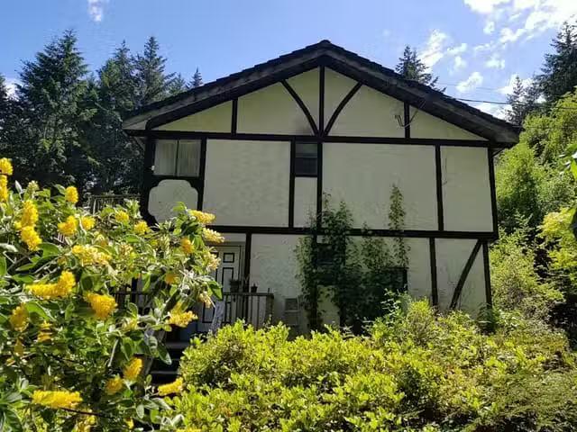 House for sale in Galiano Island, Islands Van. & Gulf, 380 S W.