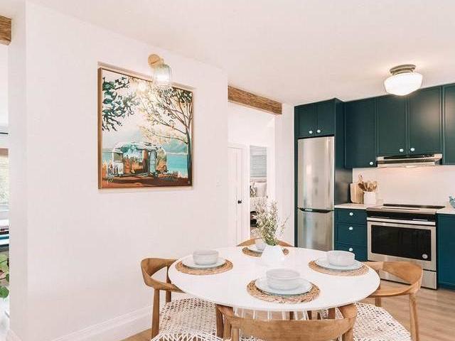 House for sale in Gibsons Area Gibsons Sunshine Coast 456 Gower Point Road 262784291