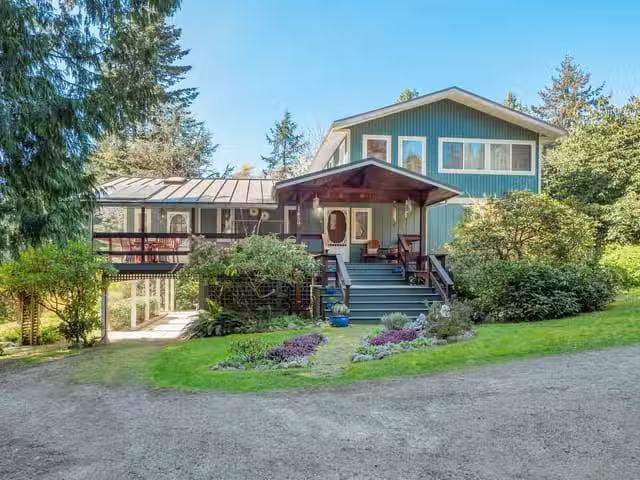 House for sale in Gibsons, Sunshine Coast, 1459 Gower Point Ro.