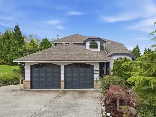 House for sale in Gibsons, Sunshine Coast, 1481 Shaughnessy Pl.