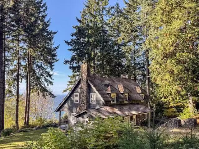 House for sale in Gibsons, Sunshine Coast, 1289 Gower Point Ro.