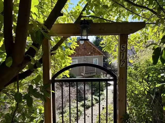 House for sale in Gibsons, Sunshine Coast, 512 S Fletcher Road.