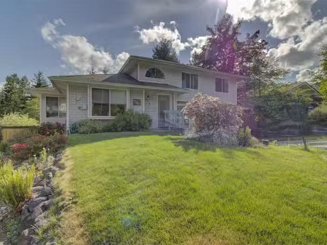 House for sale in Gold River, 414 Donner Dr, 1034776