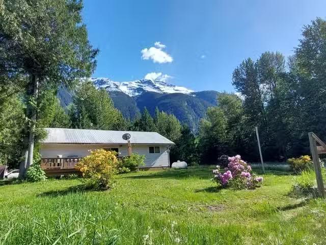 House for sale in Hagensborg, Williams Lake, 2250 Mackenzie 20.