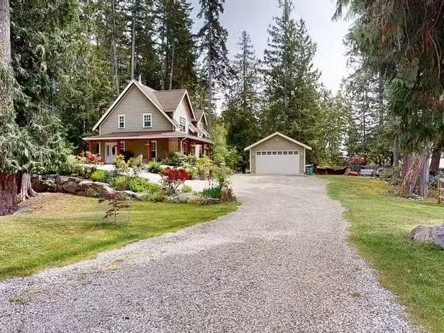 House for sale in Halfmoon Bay, Sunshine Coast, 5626 Curran Ro.