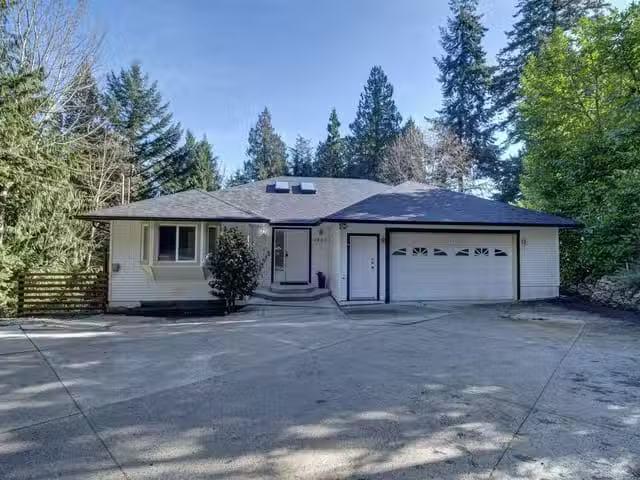 House for sale in Halfmoon Bay, Sunshine Coast, 7629 Redrooffs.