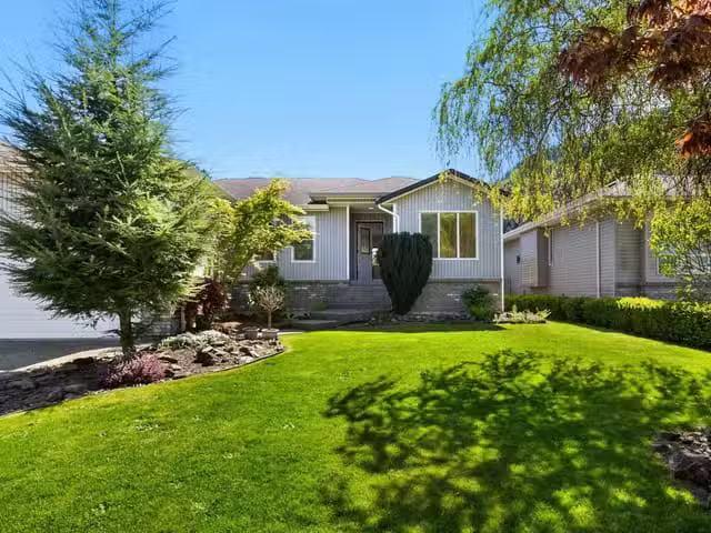 House for sale in Harrison Hot Springs, Harrison Lake, 228 Bal.