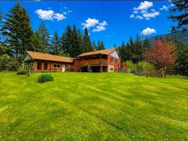 House for sale in Hope, Fraser Canyon, 27383 Dogwood Valley Ro.