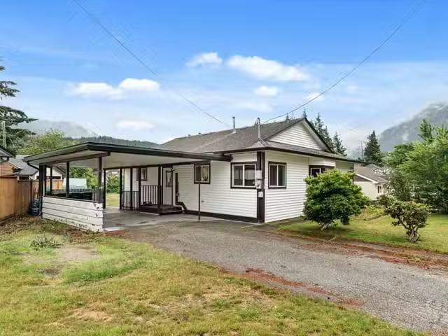 House for sale in Hope, Hope & Area, 439 5th Avenue, 263156638