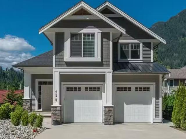 House for sale in Hope, Hope & Area, 65967 Pine Crescent, 2631.
