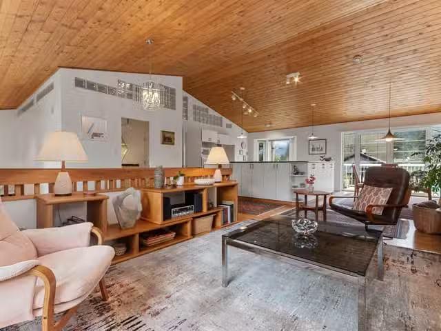 House for sale in Hope, Hope & Area, 711 Fraser Avenue, 263134.