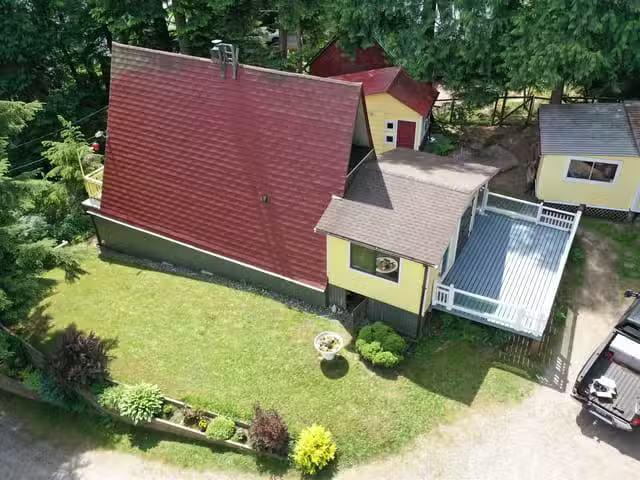 House for sale in Hope, Hope & Area, 19393 Silver Skagit Road.