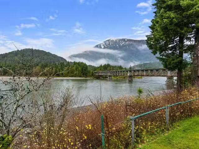 House for sale in Hope, Hope & Area, 366 Water Avenue, 263142431