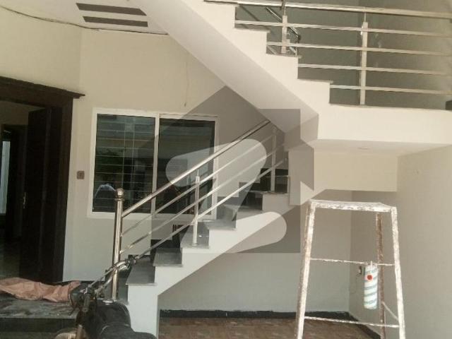 House For Sale In Jeewan City Housing Scheme