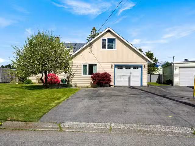 House for sale in Kitimat, Kitimat, 33 Swannell Street, 263153.