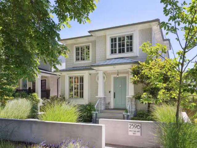 House for sale in Kitsilano, Vancouver, Vancouver West, 2596 W.