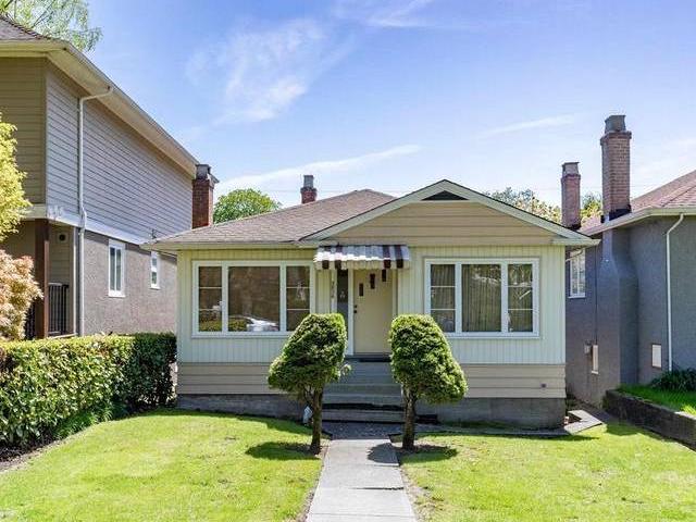 House for sale in Kitsilano Vancouver Vancouver West 3036 W 13th Avenue 262797575