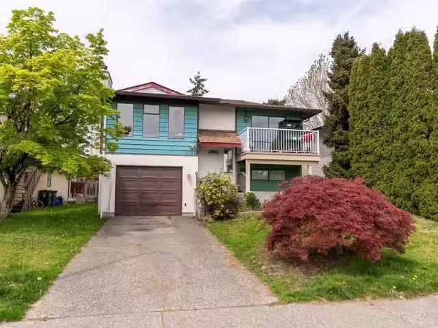 House for sale in Langley, Langley, 2245 Willoughby Way, 26313.