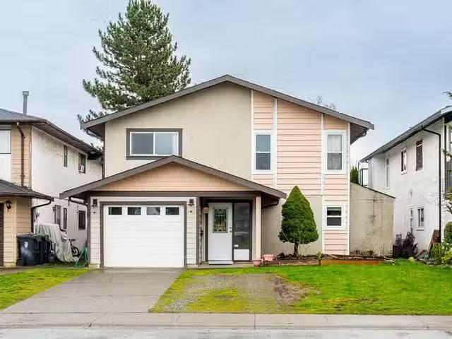 House for sale in Langley, Langley, 2262 Willoughby Way, 26312.