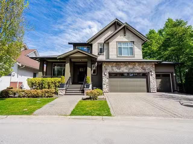House for sale in Langley, Langley, 23165 Muench Trail, 263138.