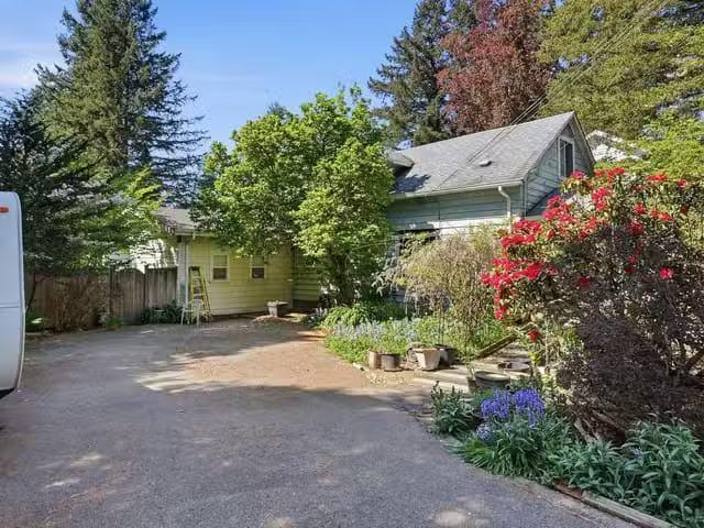 House for sale in Langley, Langley, 8983 Trattle Street, 26314.
