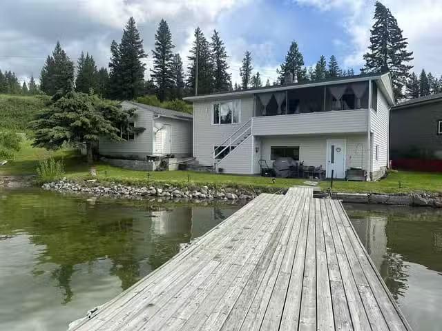 House for sale in Lac La Hache, 100 Mile House, 3594 Gunn Road.