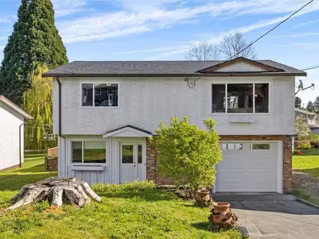 House for sale in Ladysmith, 1161 Stillin Dr, 1031761