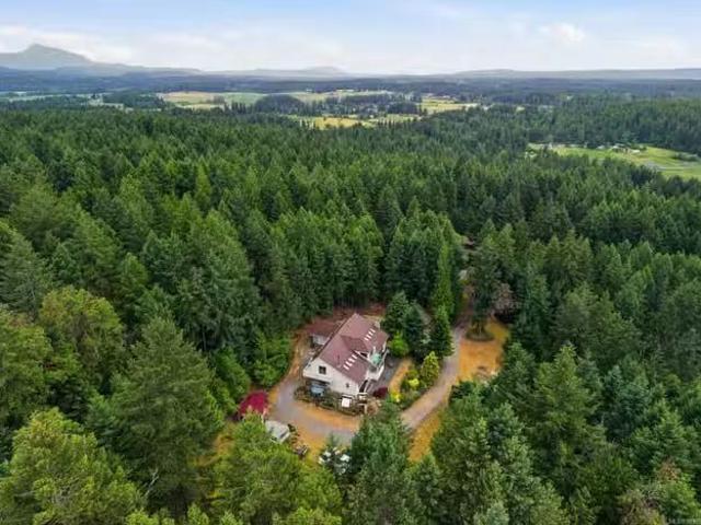 House for sale in Ladysmith, 4782 Aho Rd, 1039599