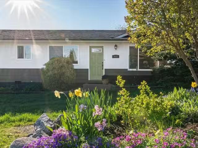 House for sale in Ladysmith, 615 Nash Pl, 1032124