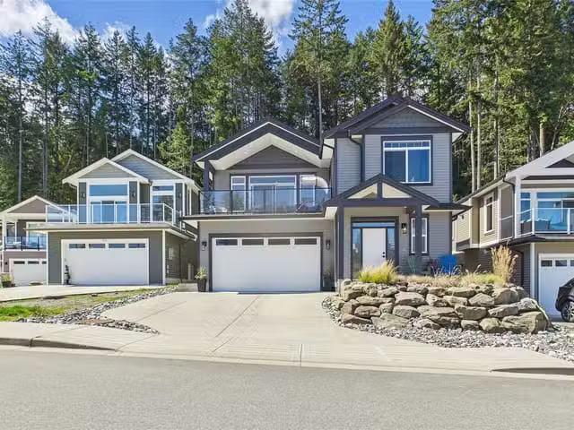 House for sale in Ladysmith, 920 Craig Rd, 1032766