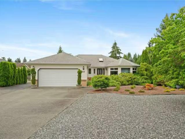 House for sale in Ladysmith, Ladysmith, 369 4th Ave Exten, 969.