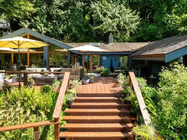 House for sale in Lions Bay, West Vancouver, 315 Bayview Road.