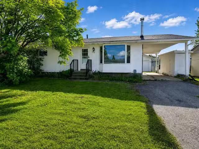 House for sale in Mackenzie, Mackenzie, 108 Nechako Drive, 263.