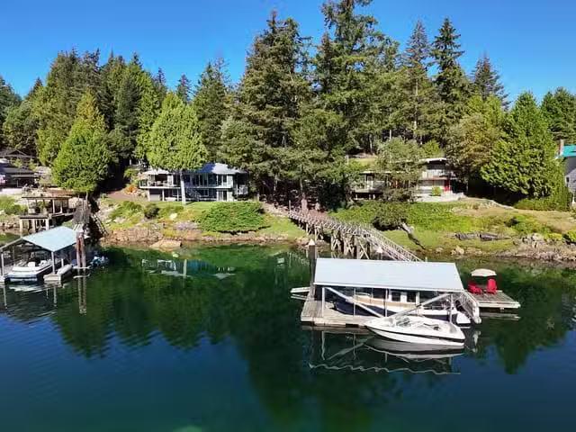 House for sale in Madeira Park, Sunshine Coast, 12828 Gilden R.