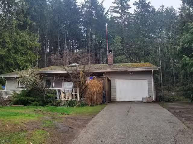 House for sale in Madeira Park, Sunshine Coast, 12888 Front Ro.