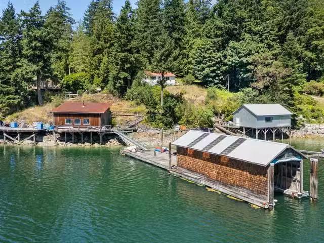 House for sale in Madeira Park, Sunshine Coast, 4371 Francis P.
