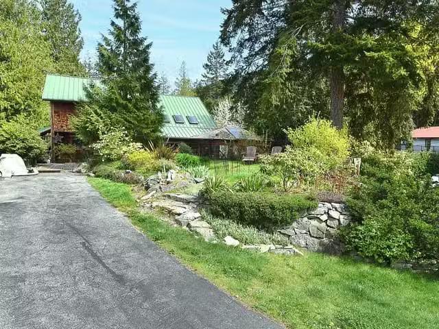 House for sale in Madeira Park, Sunshine Coast, 4865 Bowsprit.