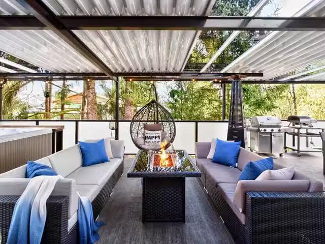 House for sale in Maple Ridge, Maple Ridge, 12409 233a Street.