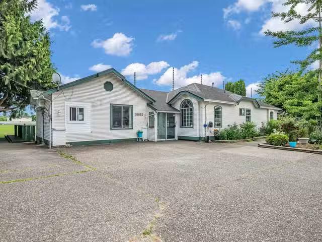 House for sale in Maple Ridge, Maple Ridge, 20692 River Road.