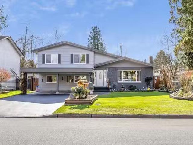 House for sale in Maple Ridge, Maple Ridge, 20838 Stoney Avenu.
