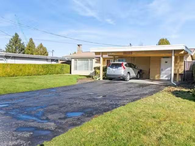 House for sale in Maple Ridge, Maple Ridge, 22641 Brown Avenue.