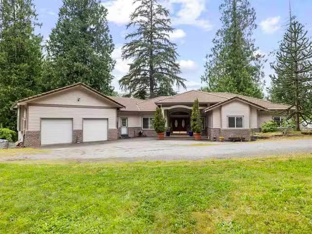 House for sale in Maple Ridge, Maple Ridge, 26350 Trethewey Cr.